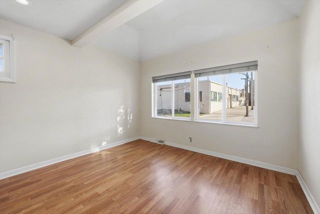 12418 W Fairmont AVENUE, Butler, WI 53007