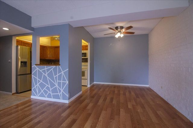 1424 Woodbridge Road 2C, Joliet, IL 60436