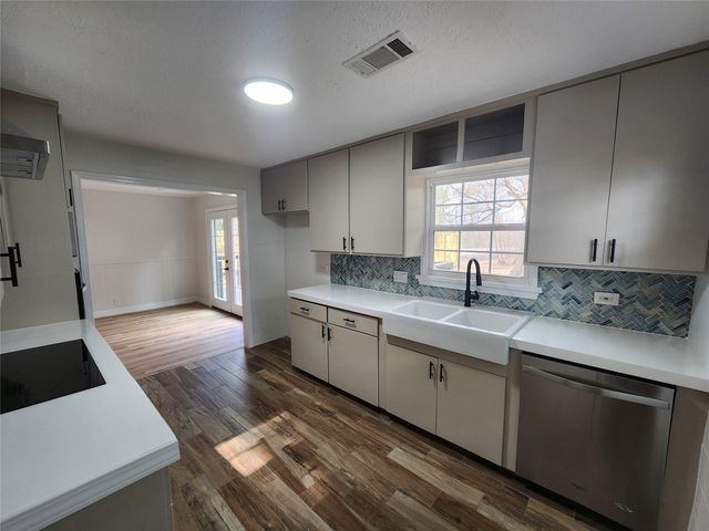 7311 Fm 2403 Road, Alvin, TX 77511