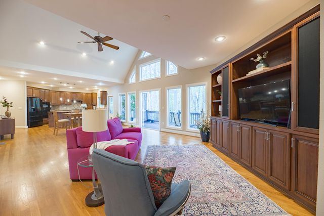 214 Holly Lane, Mc Cormick, SC 29835