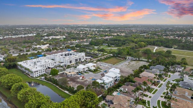 16709 Mosaic Place, Delray Beach, FL 33446