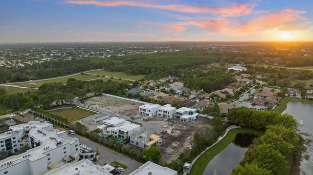 16709 Mosaic Place, Delray Beach, FL 33446