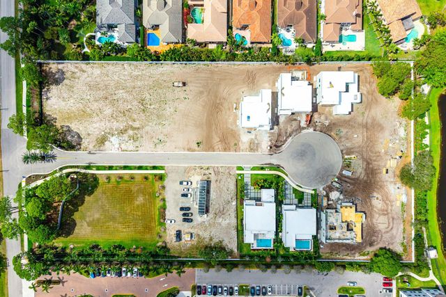 16709 Mosaic Place, Delray Beach, FL 33446
