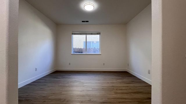 2701 Mozart Dr, Modesto, CA 95358