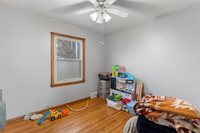 1673 Craig Place, Saint Paul, MN 55119