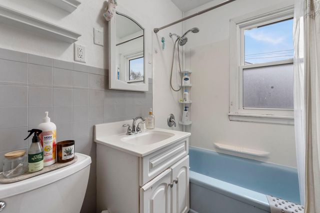 1673 Craig Place, Saint Paul, MN 55119