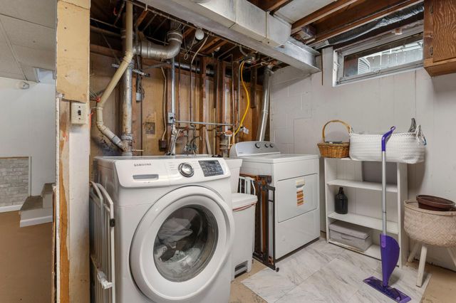 1673 Craig Place, Saint Paul, MN 55119