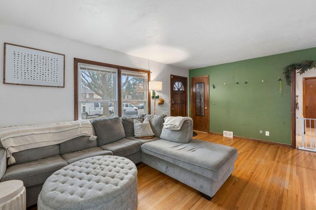 1673 Craig Place, Saint Paul, MN 55119