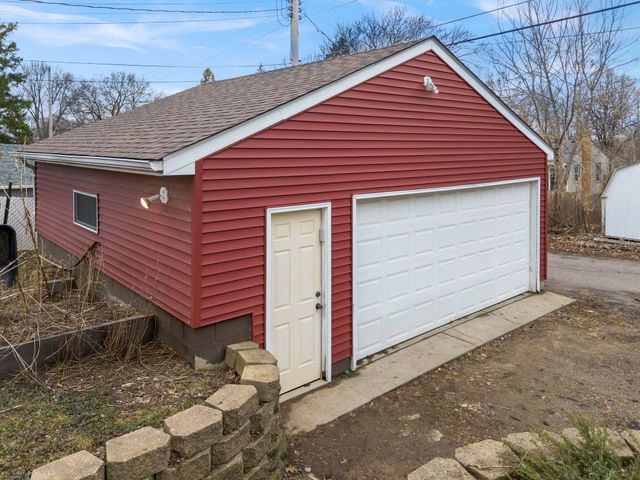 1673 Craig Place, Saint Paul, MN 55119