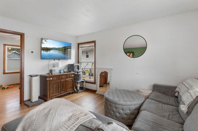 1673 Craig Place, Saint Paul, MN 55119