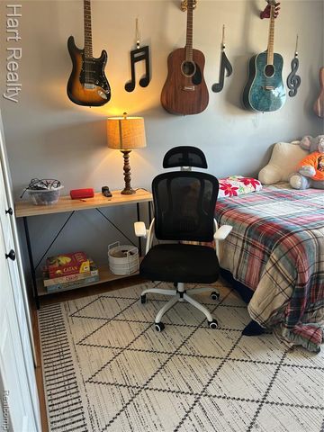 34820 Valleyview Drive C5, Sterling Heights, MI 48312