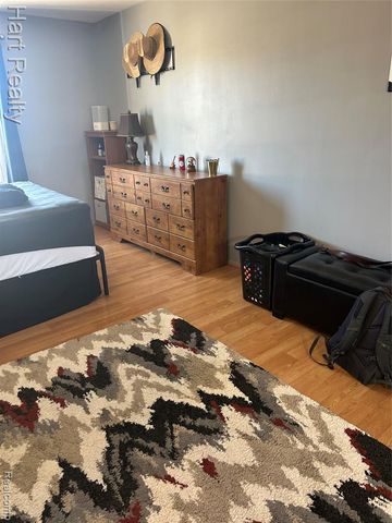 34820 Valleyview Drive C5, Sterling Heights, MI 48312