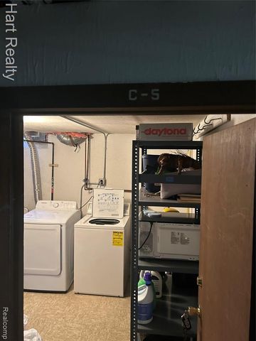 34820 Valleyview Drive C5, Sterling Heights, MI 48312