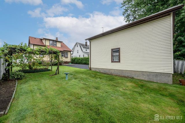 938 Ray Avenue, Union Twp, NJ 07083