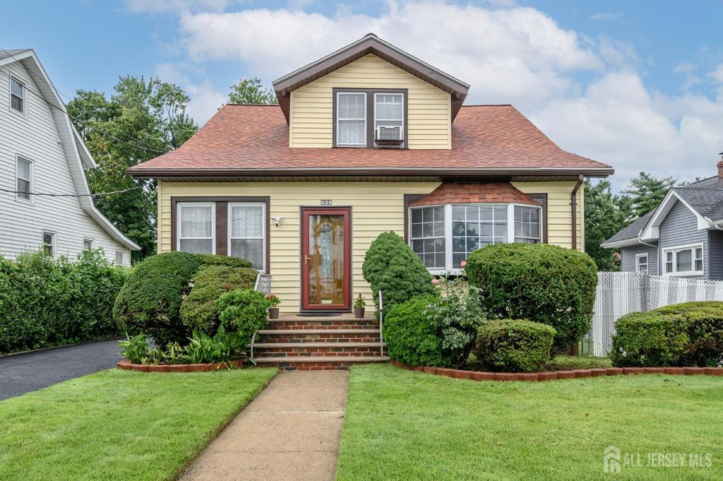 938 Ray Avenue, Union Twp, NJ 07083