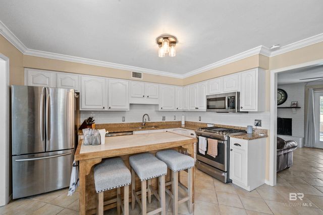 437 Wedgewood Drive, Gulf Shores, AL 36542