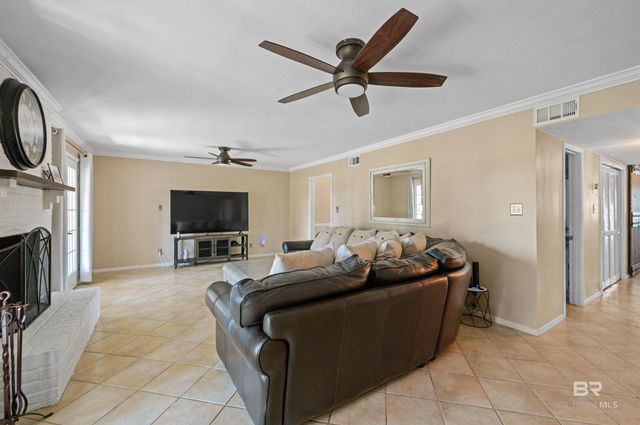 437 Wedgewood Drive, Gulf Shores, AL 36542
