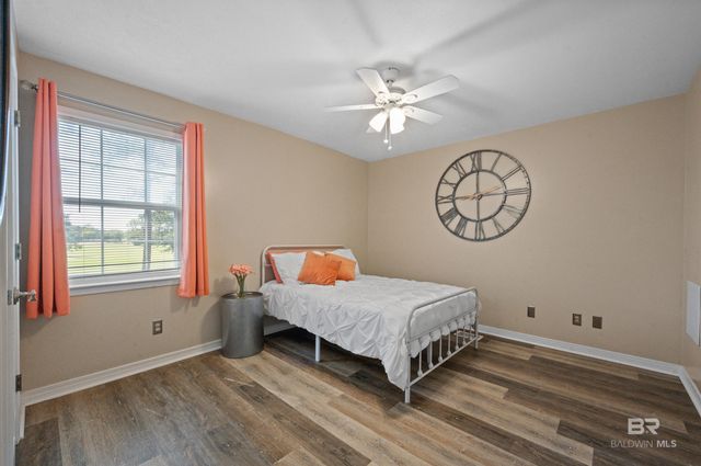 437 Wedgewood Drive, Gulf Shores, AL 36542
