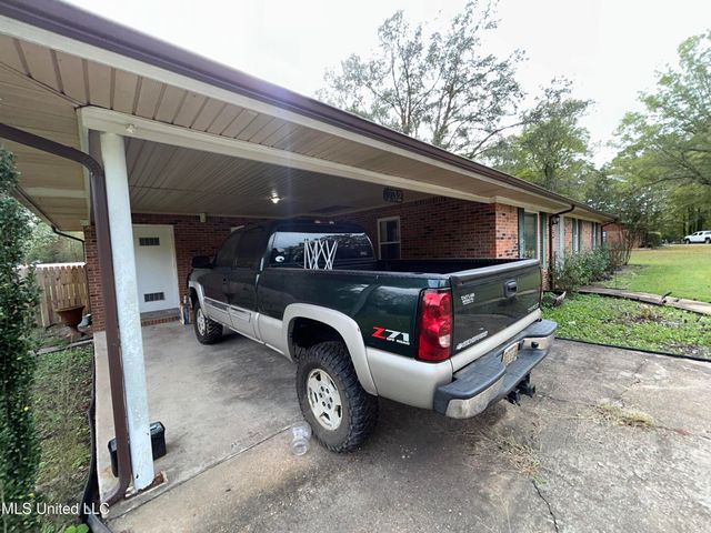 732 Thornton Drive, Columbus, MS 39702