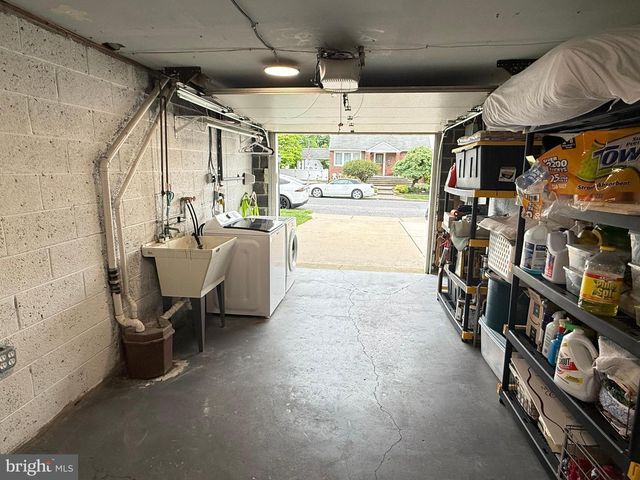 9319 MARSDEN ST, Philadelphia, PA 19114