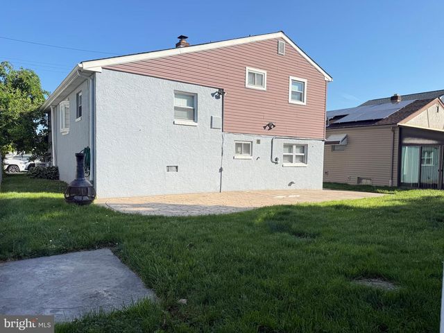 9319 MARSDEN ST, Philadelphia, PA 19114