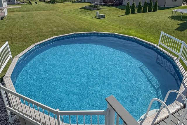 9423 33rd STREET, Franklin, WI 53132