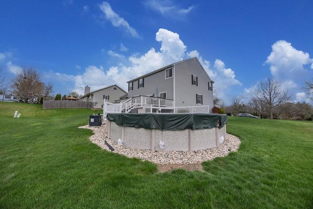 9423 33rd STREET, Franklin, WI 53132