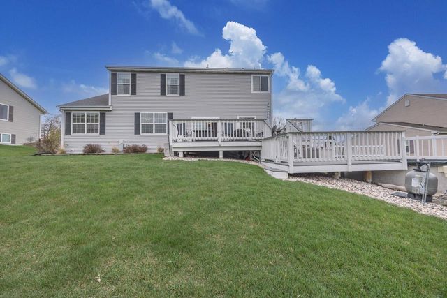 9423 33rd STREET, Franklin, WI 53132