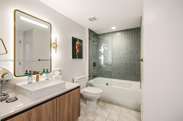 159 NE 6th Street 4713, Miami, FL 33132