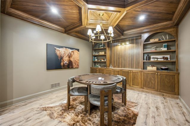 2724 Wakonda Drive, Norwalk, IA 50211