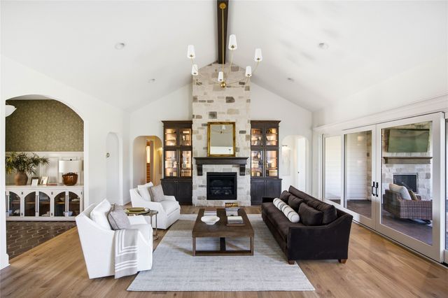 2724 Wakonda Drive, Norwalk, IA 50211