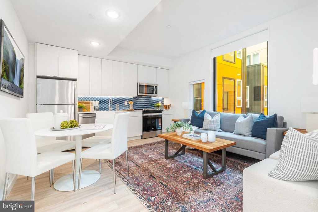 1131-39 N FRONT ST #410, Philadelphia, PA 19123