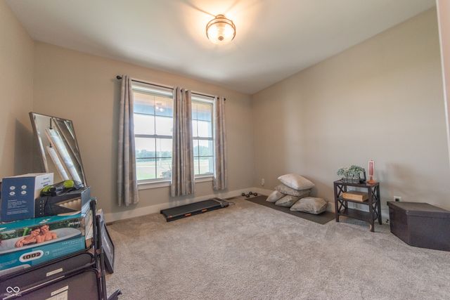 9500 E 600 S, Elizabethtown, IN 47232