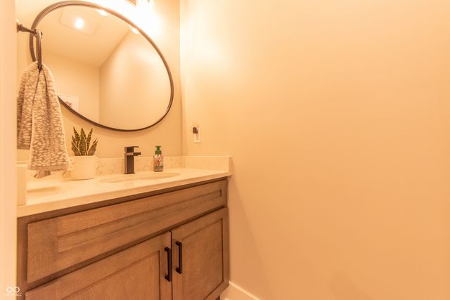 9500 E 600 S, Elizabethtown, IN 47232