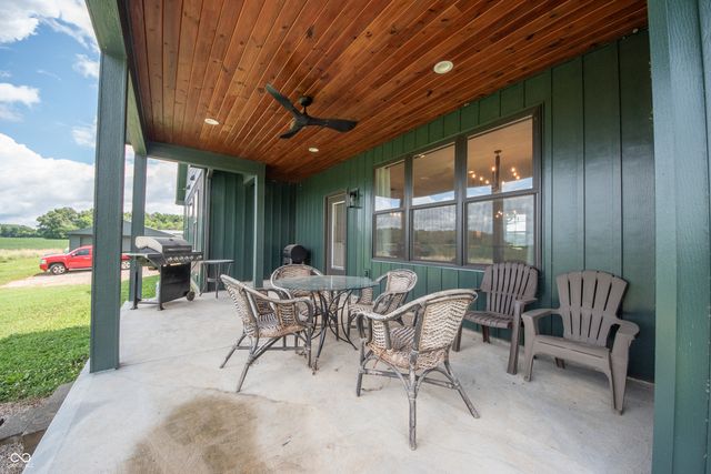 9500 E 600 S, Elizabethtown, IN 47232