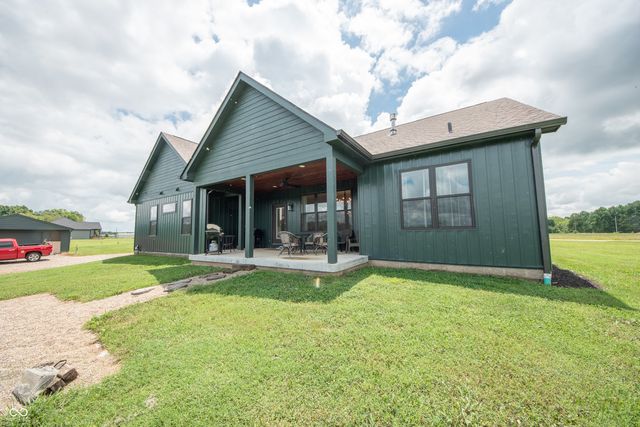 9500 E 600 S, Elizabethtown, IN 47232