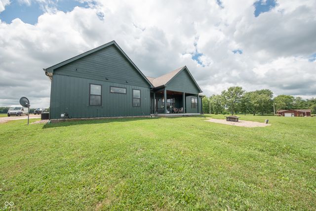 9500 E 600 S, Elizabethtown, IN 47232