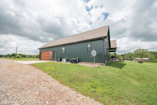 9500 E 600 S, Elizabethtown, IN 47232