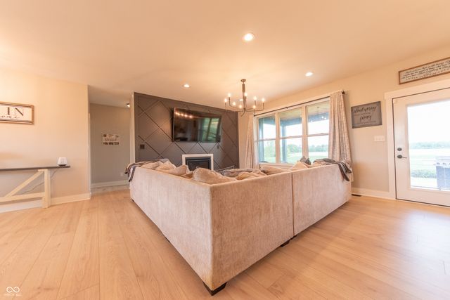 9500 E 600 S, Elizabethtown, IN 47232