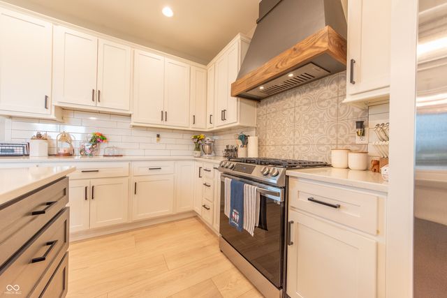 9500 E 600 S, Elizabethtown, IN 47232