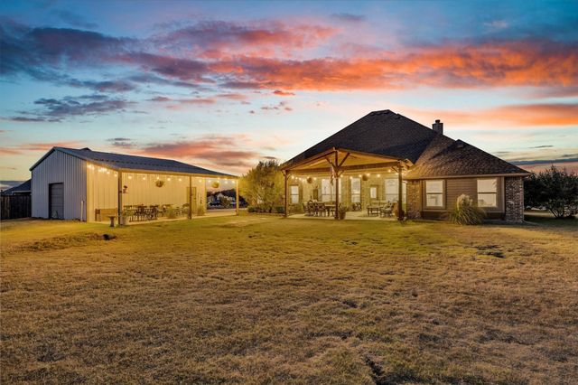 2231 Riverside Drive, Kaufman, TX 75142