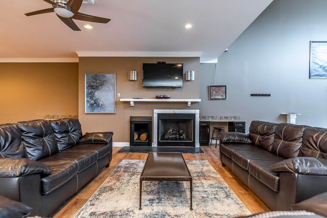 750 Shaker Drive 1016, Lexington, KY 40504