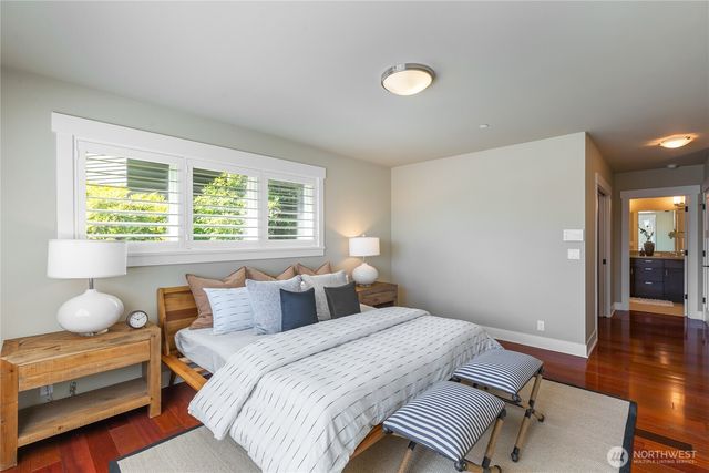 1124 Lake Washington Boulevard S, Seattle, WA 98144
