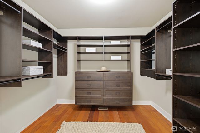 1124 Lake Washington Boulevard S, Seattle, WA 98144