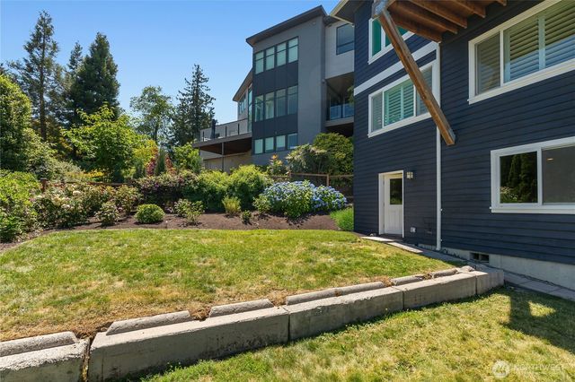 1124 Lake Washington Boulevard S, Seattle, WA 98144