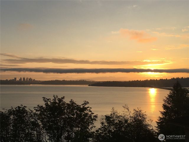 1124 Lake Washington Boulevard S, Seattle, WA 98144