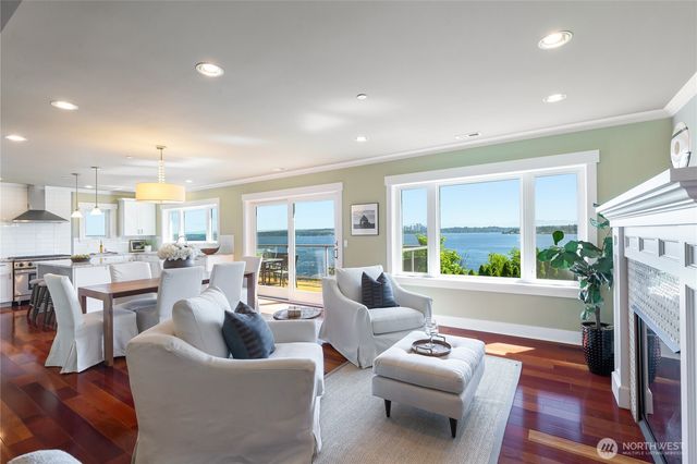 1124 Lake Washington Boulevard S, Seattle, WA 98144