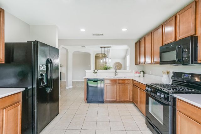 917 Ranchero RD, Leander, TX 78641