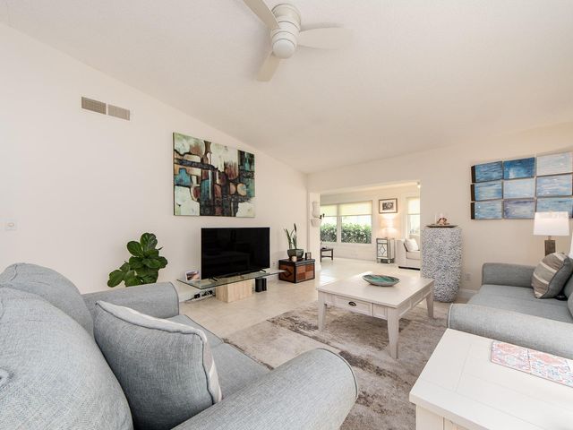 3333 MCMATH DRIVE, Palm Harbor, FL 34684