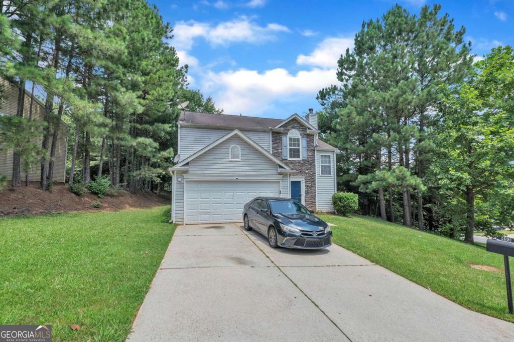 493 Arbor Ridge Drive, Stone Mountain, GA 30087